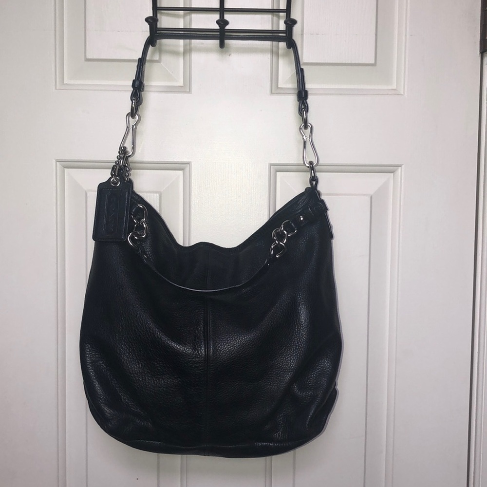 COACH Pebbled leather hobo 🤗
